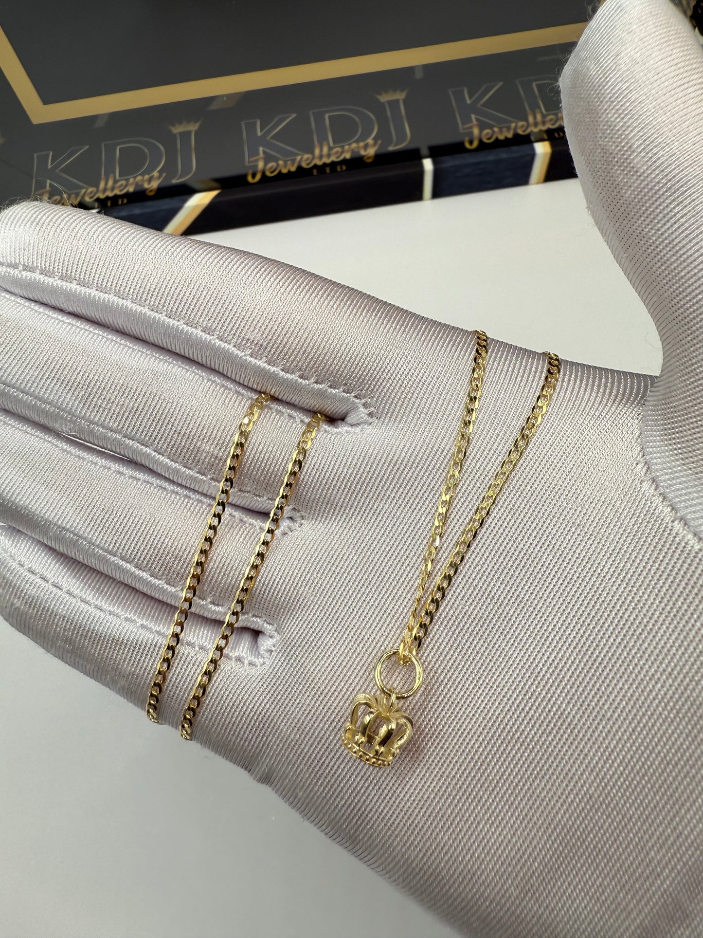 9ct Gold Crown Set